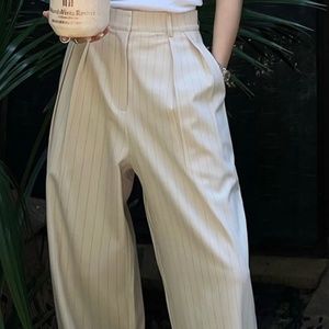 Effortless Pinstripe Pleated Wide Leg Pants